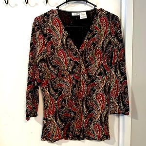 East 5th long sleeve top for women. Size M